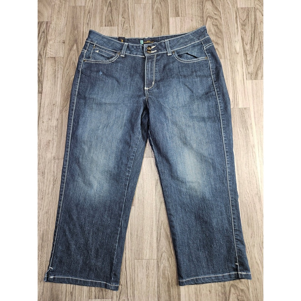 Wrangler Aura Capri Jeans Womens 12R Blue Dark Wash Flap Pocket Denim